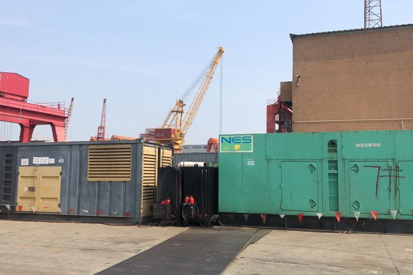 滦南发电机出租空气滤清器的清洁频率是多少？